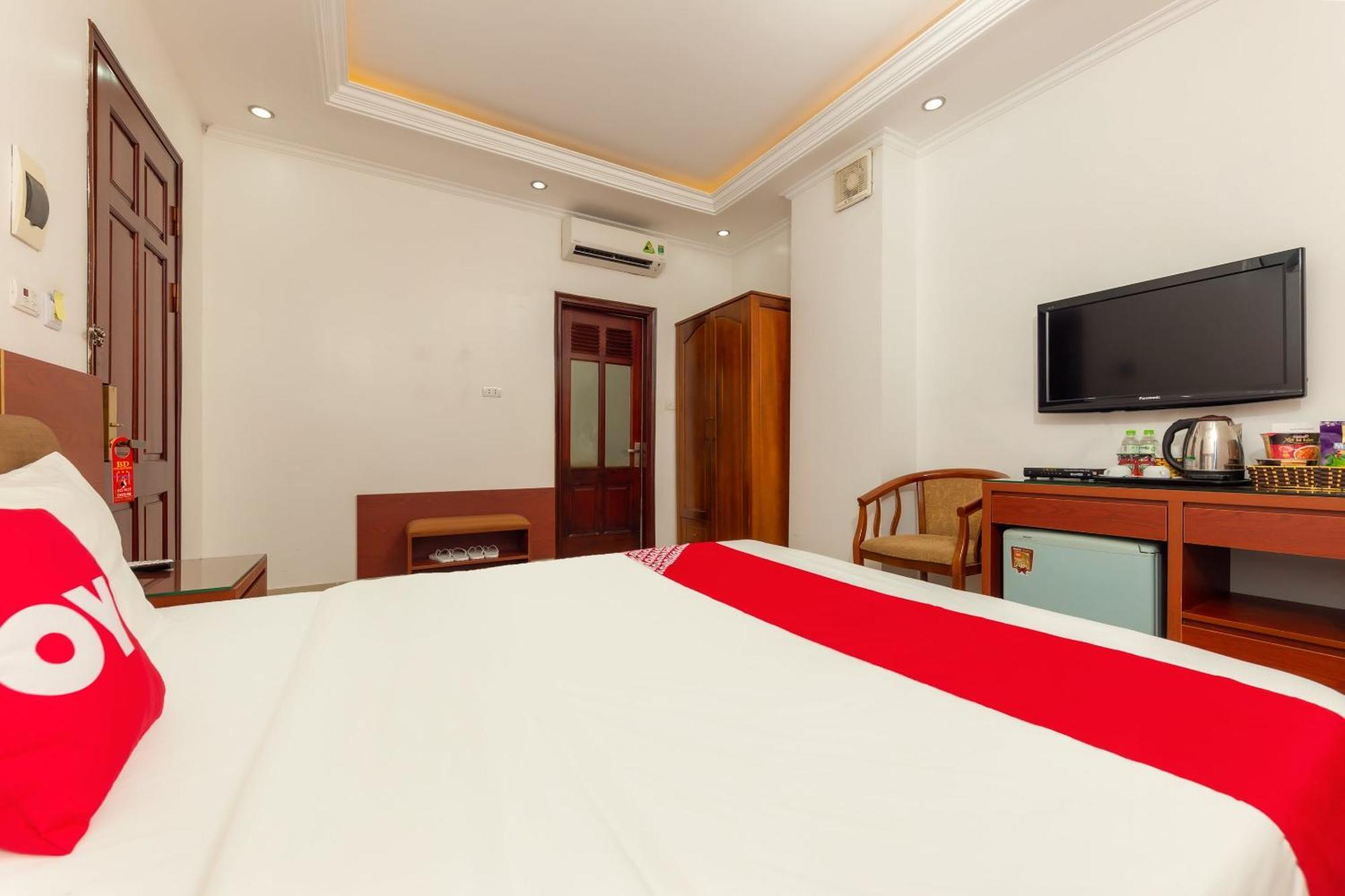 Super Oyo Capital O 387 Bach Duong Hotel Ханой Экстерьер фото