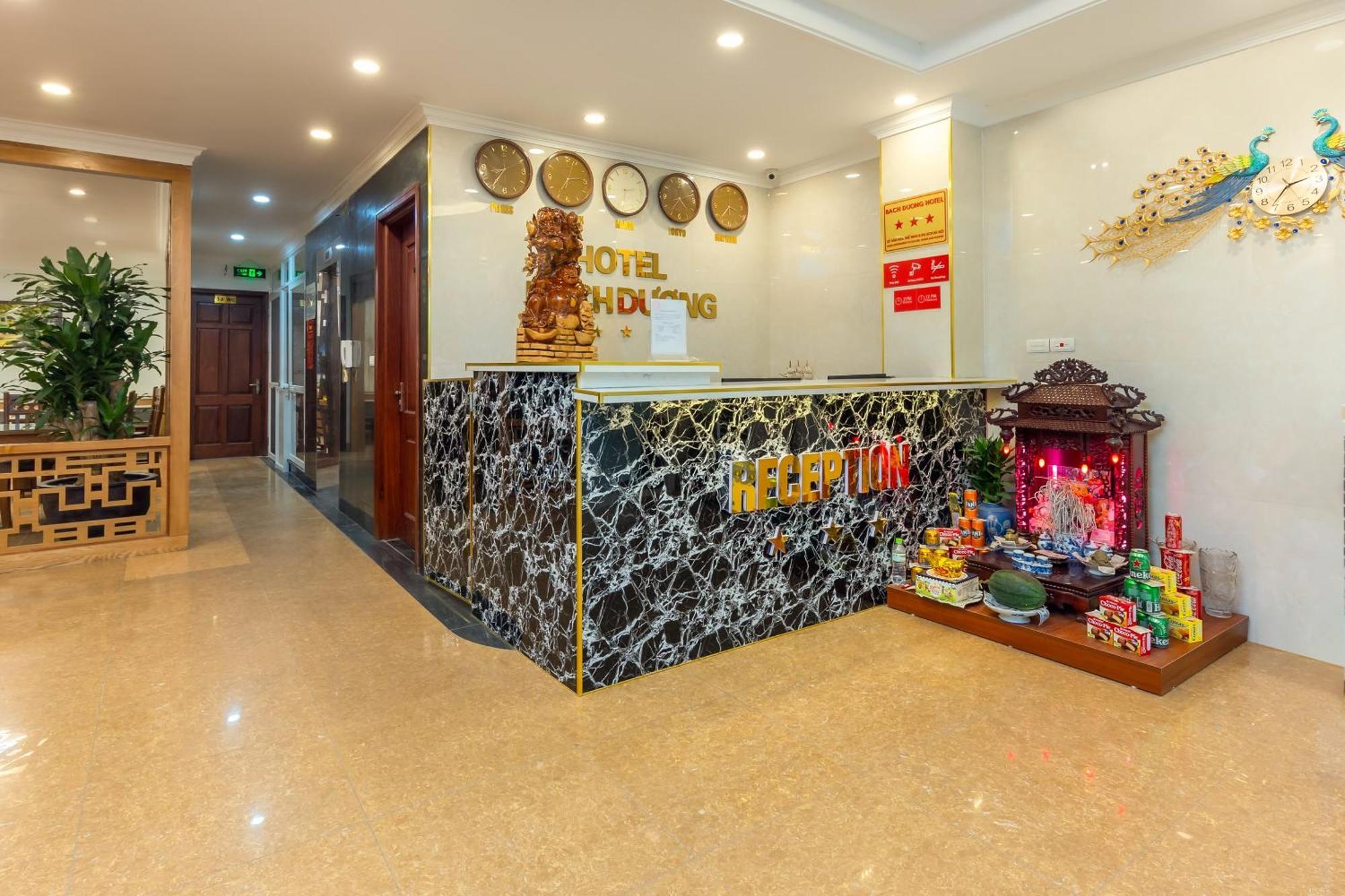 Super Oyo Capital O 387 Bach Duong Hotel Ханой Экстерьер фото