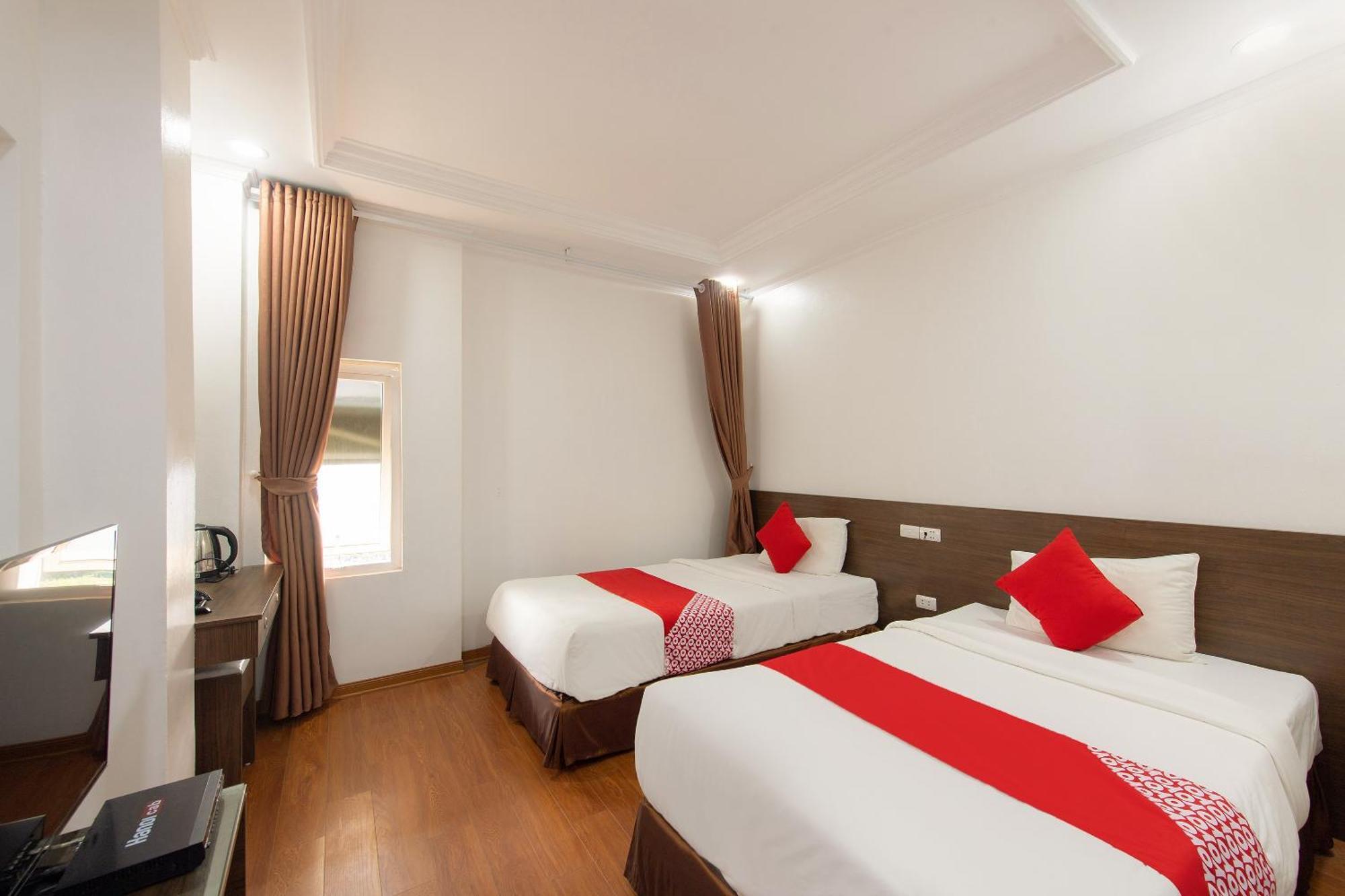 Super Oyo Capital O 387 Bach Duong Hotel Ханой Экстерьер фото
