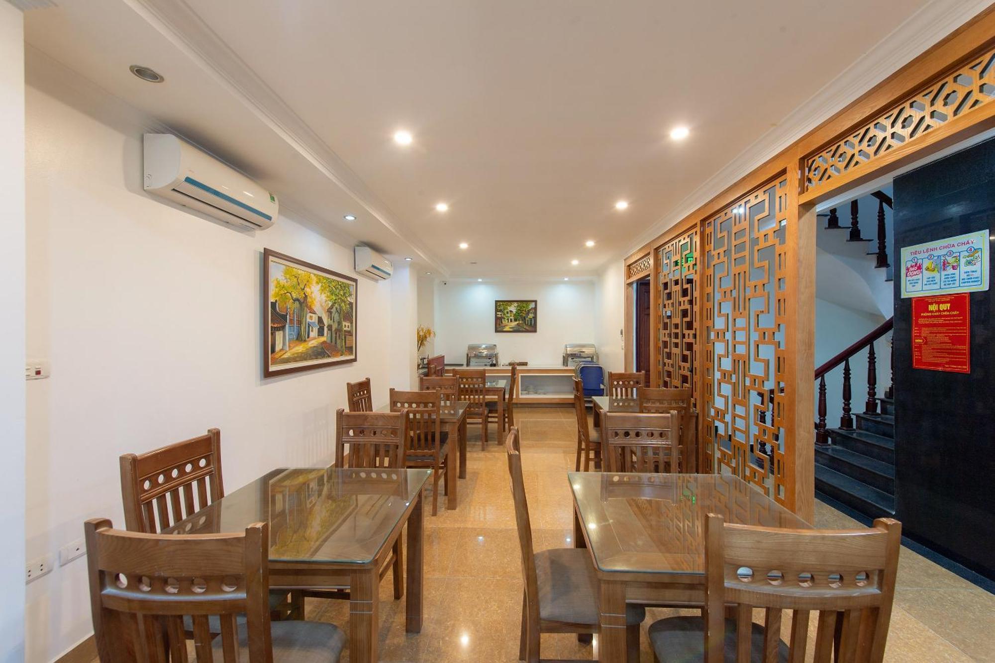 Super Oyo Capital O 387 Bach Duong Hotel Ханой Экстерьер фото